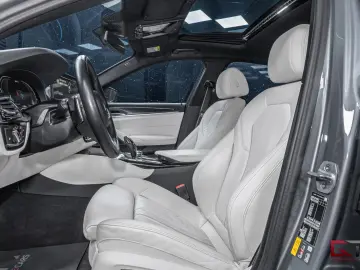 BMW 530e xDrive M-Sport Pro H K Sunroof ACC Matrix