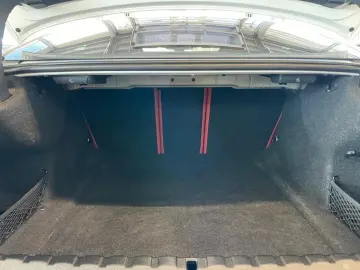 BMW M4 Competition xDrive Laser HUD Leder ROT Glasd.