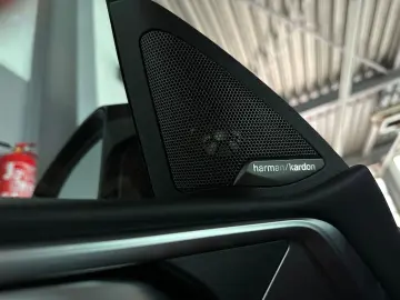 BMW M4 xDrive Competition Laser HuD Carbon 360