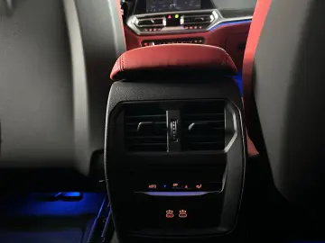 BMW M4 xDrive Competition Laser HuD Carbon 360