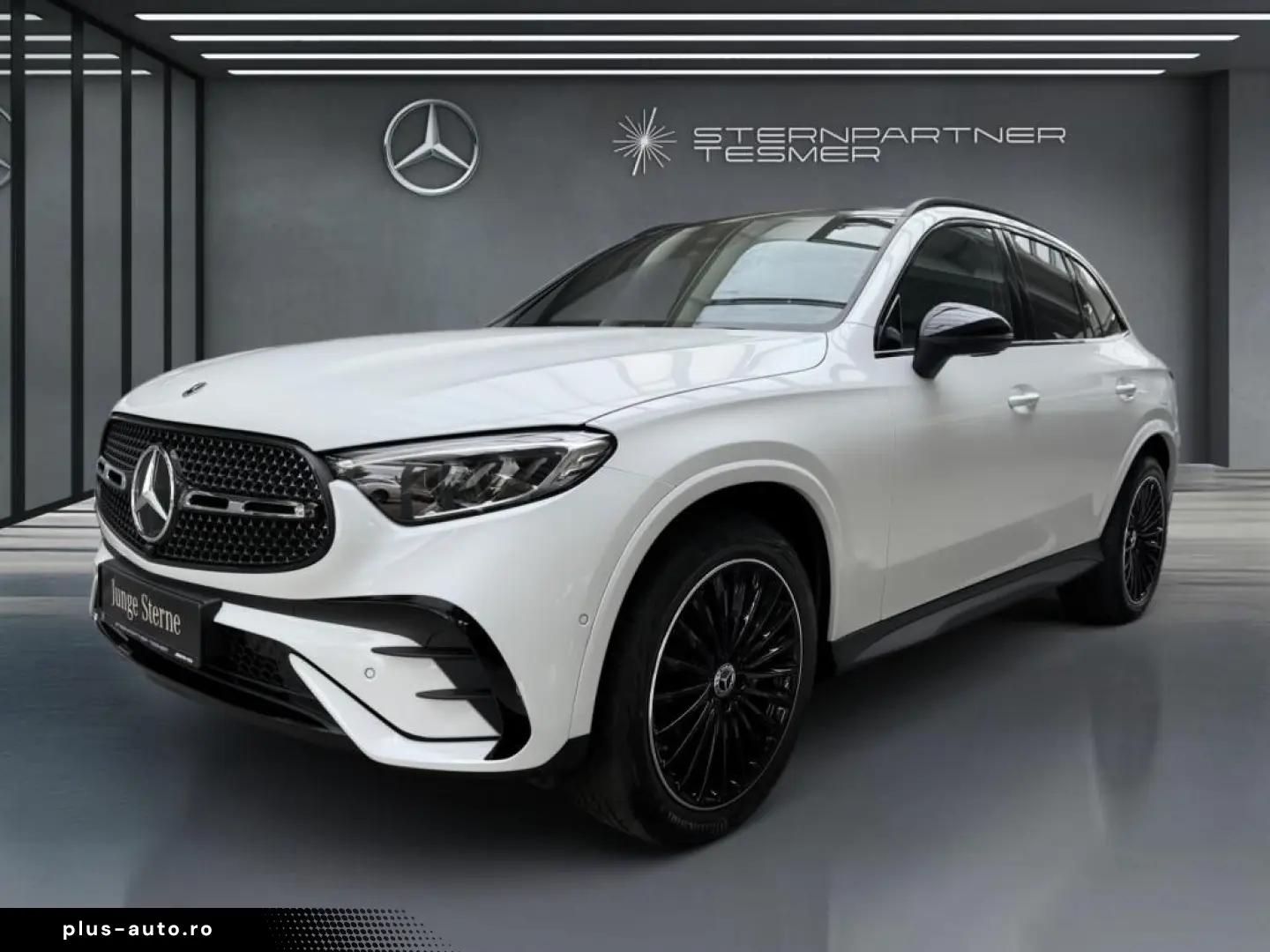 MERCEDES-BENZ GLC 300 e 4M AMG NIGHT PANO HUD AHK MBUX