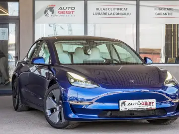 Tesla Model 3 LONG RANGE DUAL MOTOR AWD