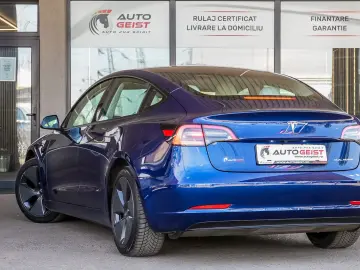 Tesla Model 3 LONG RANGE DUAL MOTOR AWD