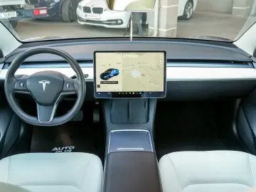 Tesla Model 3 LONG RANGE DUAL MOTOR AWD