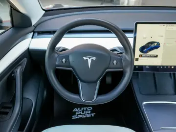 Tesla Model 3 LONG RANGE DUAL MOTOR AWD