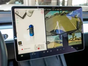 Tesla Model 3 LONG RANGE DUAL MOTOR AWD