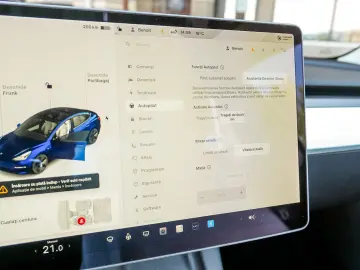 Tesla Model 3 LONG RANGE DUAL MOTOR AWD