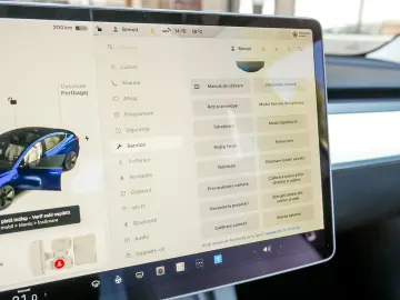 Tesla Model 3 LONG RANGE DUAL MOTOR AWD