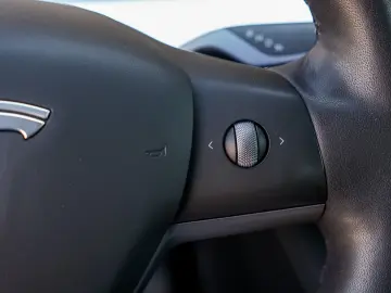 Tesla Model 3 LONG RANGE DUAL MOTOR AWD