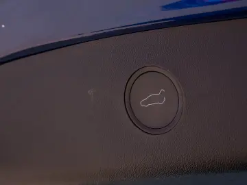 Tesla Model 3 LONG RANGE DUAL MOTOR AWD