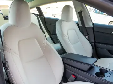 Tesla Model 3 LONG RANGE DUAL MOTOR AWD
