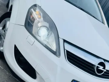 OPEL ZAFIRA   1.7 DIESEL 110CP   FAB 12.2010   EURO 5