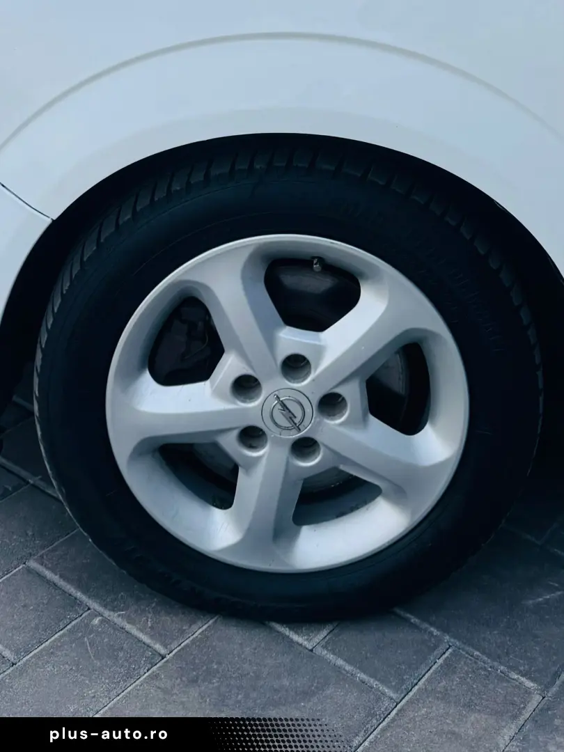 OPEL ZAFIRA   1.7 DIESEL 110CP   FAB 12.2010   EURO 5