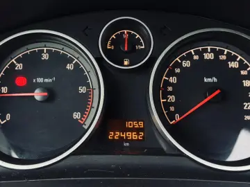 OPEL ZAFIRA   1.7 DIESEL 110CP   FAB 12.2010   EURO 5