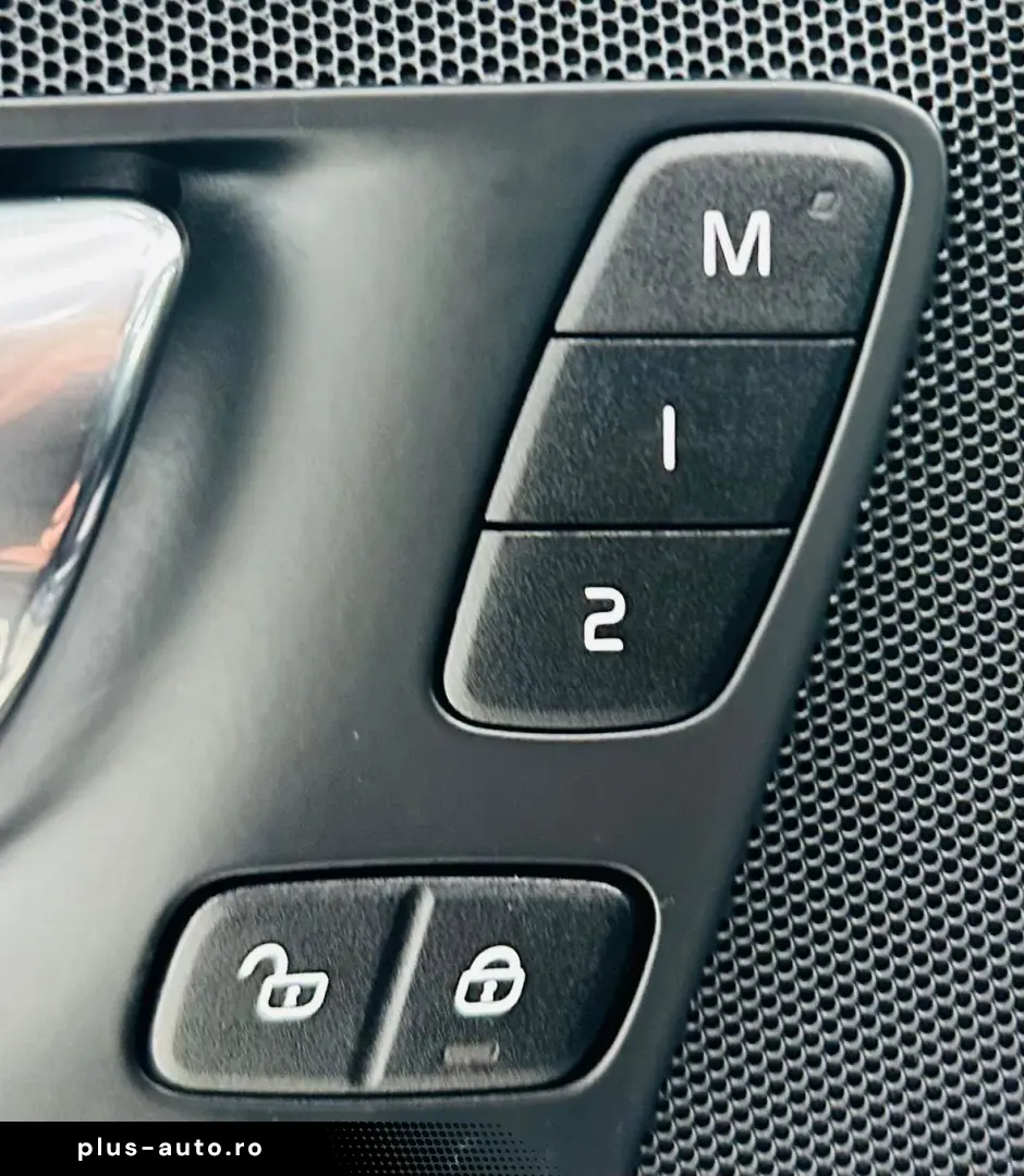 VOLVO XC60 2016 — imagine 10
