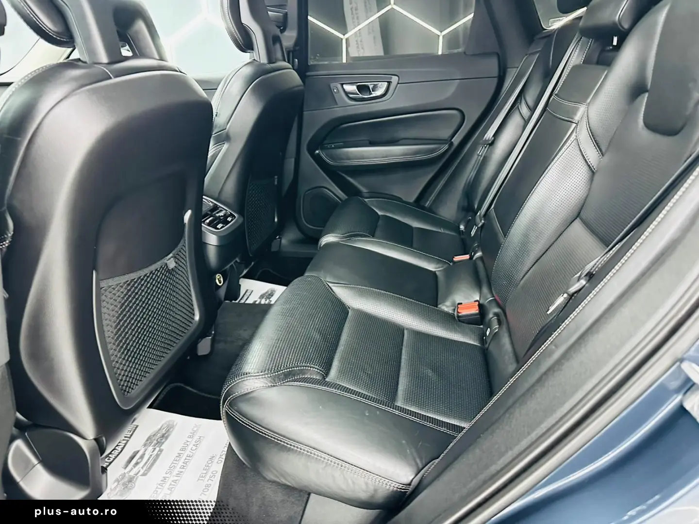 VOLVO XC60 2016 — imagine 15