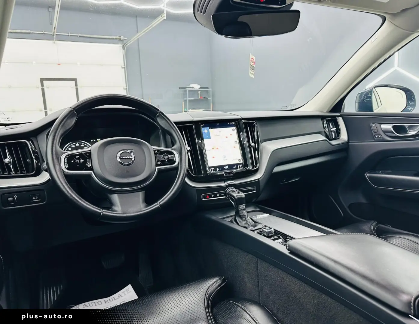VOLVO XC60 2016 — imagine 22