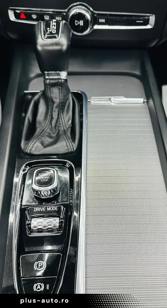 VOLVO XC60 2016 — imagine 26