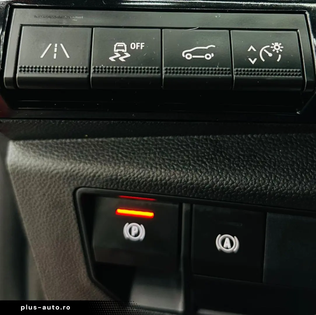 RENAULT Austral 2023 1.3i E6 MHV Garantie 12 Luni Rate Avans