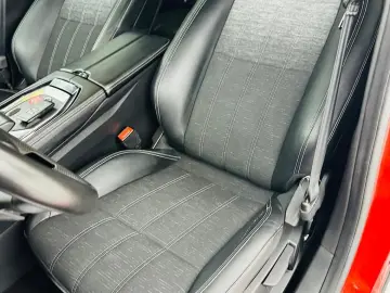 RENAULT Austral 2023 1.3i E6 MHV Garantie 12 Luni Rate Avans