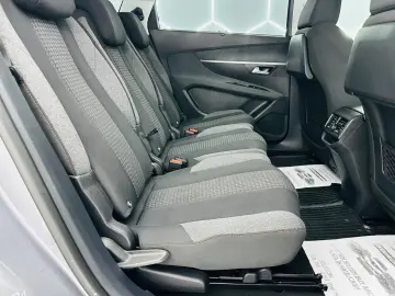 PEUGEOT 5008 2018 1.2i E6 7Locuri Garantie 12 Luni Rate Avan