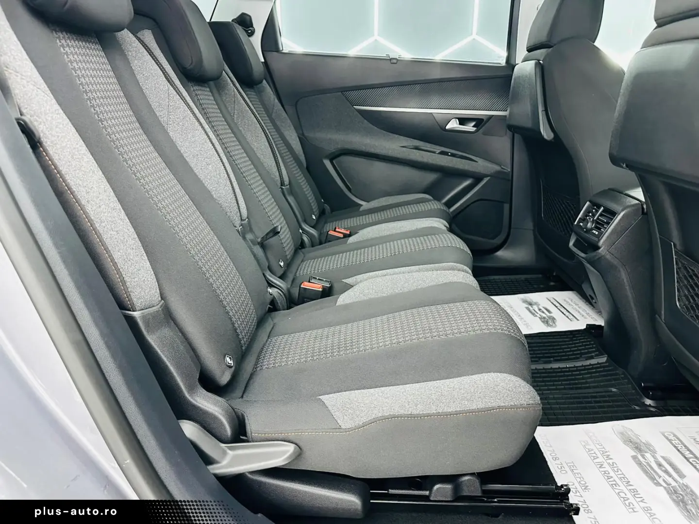 PEUGEOT 5008 2018 1.2i E6 7Locuri Garantie 12 Luni Rate Avan