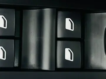 PEUGEOT 5008 2018 1.2i E6 7Locuri Garantie 12 Luni Rate Avan