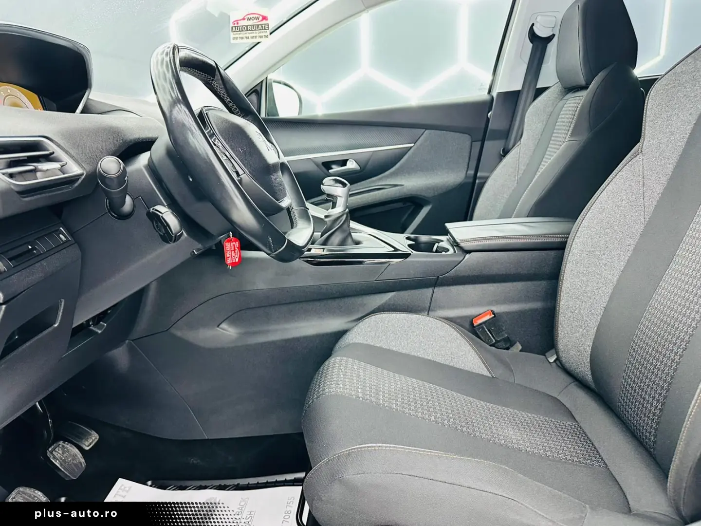 PEUGEOT 5008 2018 1.2i E6 7Locuri Garantie 12 Luni Rate Avan