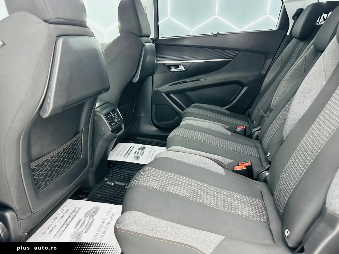 PEUGEOT 5008 2018 1.2i E6 7Locuri Garantie 12 Luni Rate Avan