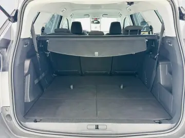 PEUGEOT 5008 2018 1.2i E6 7Locuri Garantie 12 Luni Rate Avan