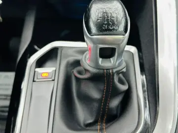 PEUGEOT 5008 2018 1.2i E6 7Locuri Garantie 12 Luni Rate Avan