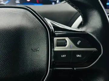 PEUGEOT 5008 2018 1.2i E6 7Locuri Garantie 12 Luni Rate Avan