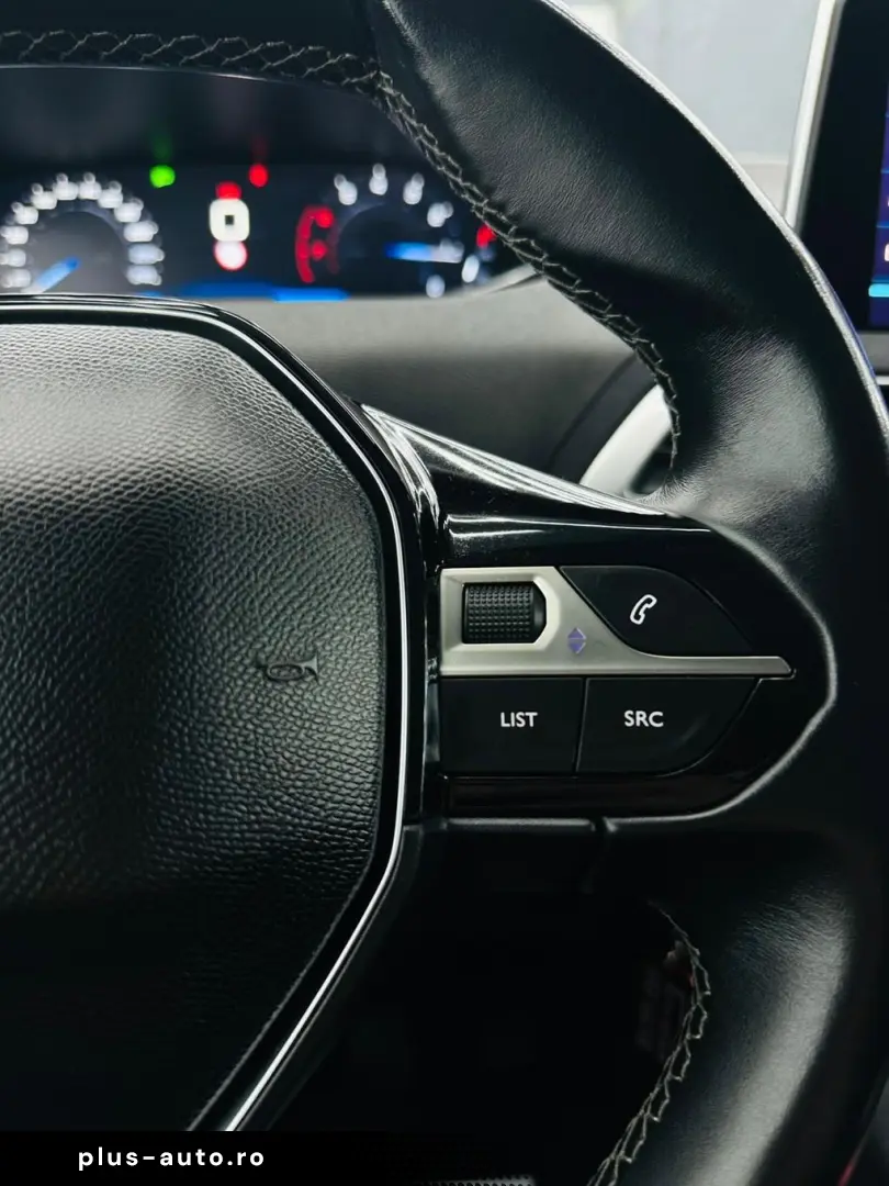 PEUGEOT 5008 2018 1.2i E6 7Locuri Garantie 12 Luni Rate Avan