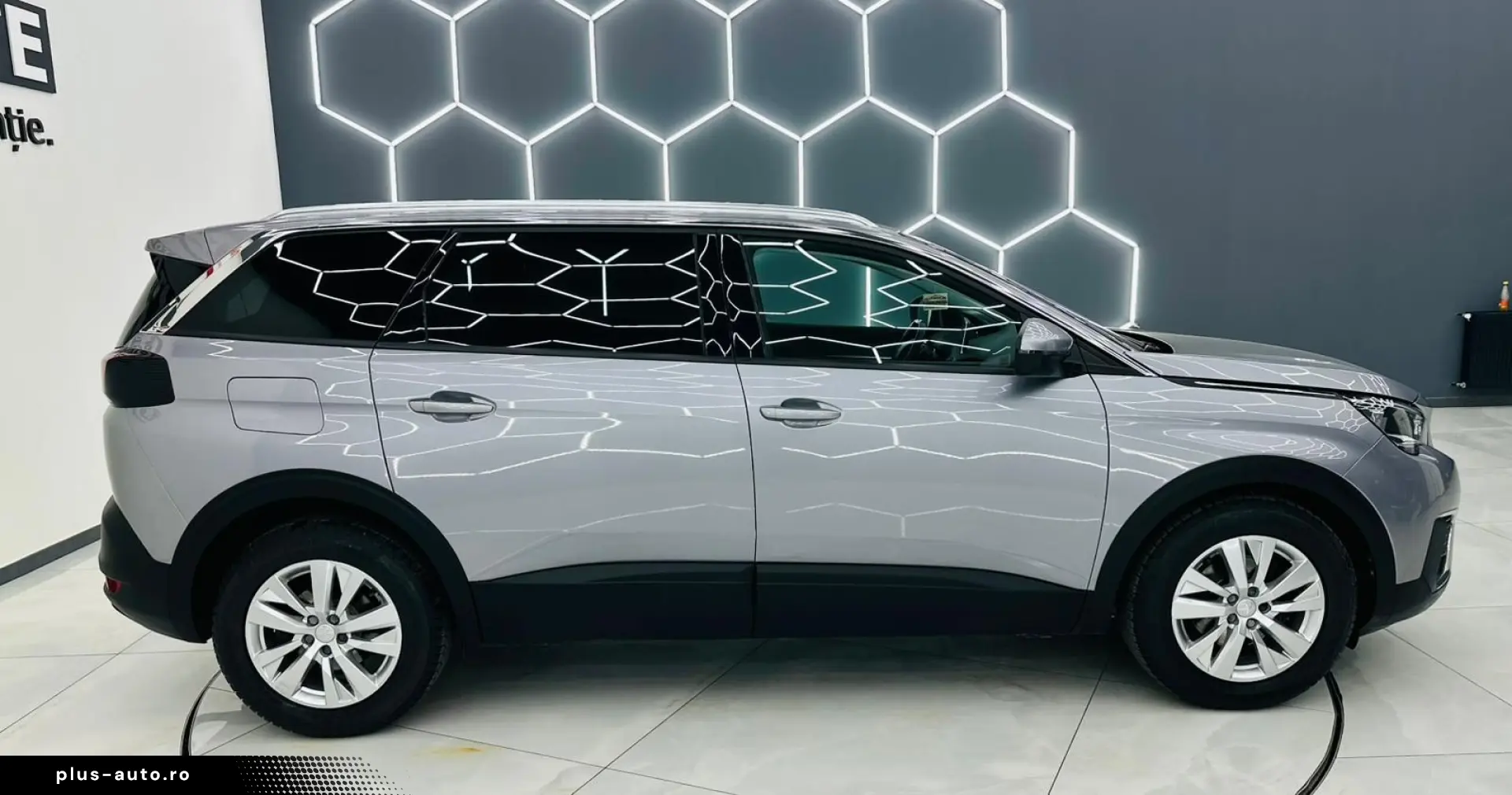 PEUGEOT 5008 2018 1.2i E6 7Locuri Garantie 12 Luni Rate Avan