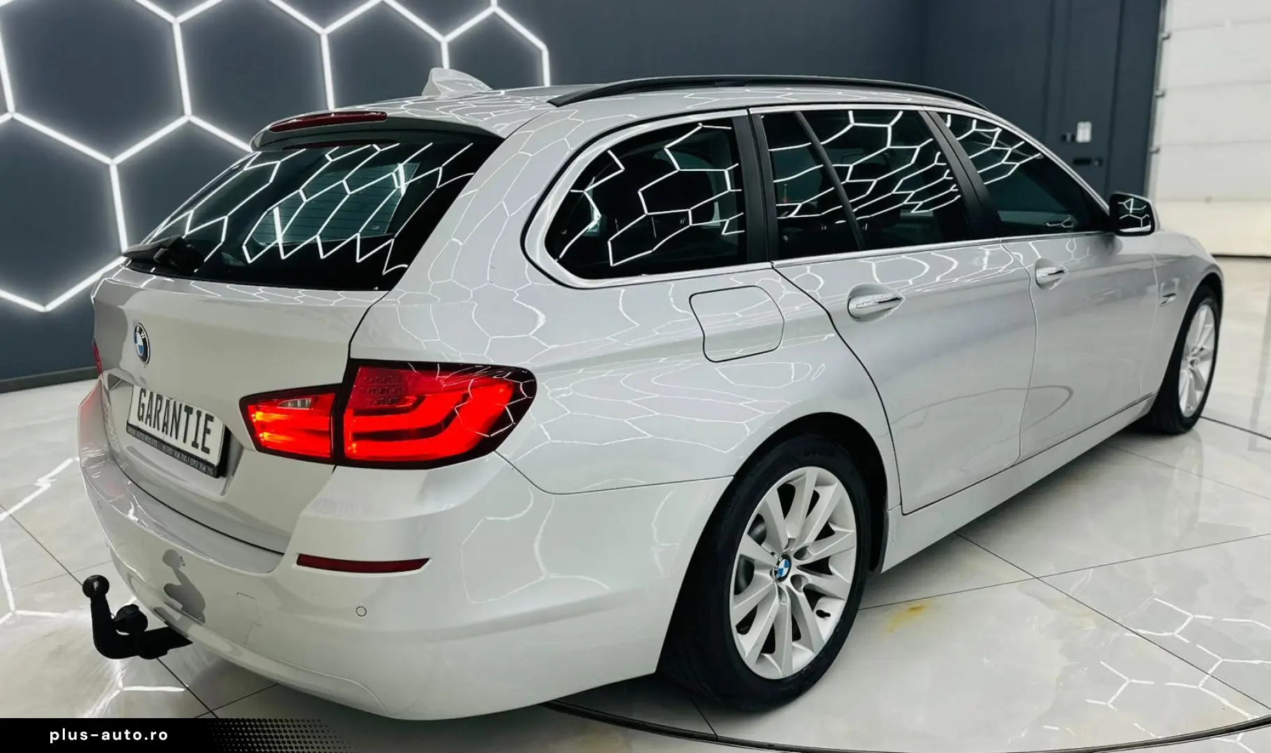 BMW Seria 5 2011 2.0D E5 Garantie 12 Luni Rate Avans 0 Doar