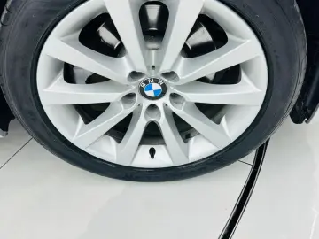 BMW Seria 5 2011 2.0D E5 Garantie 12 Luni Rate Avans 0 Doar