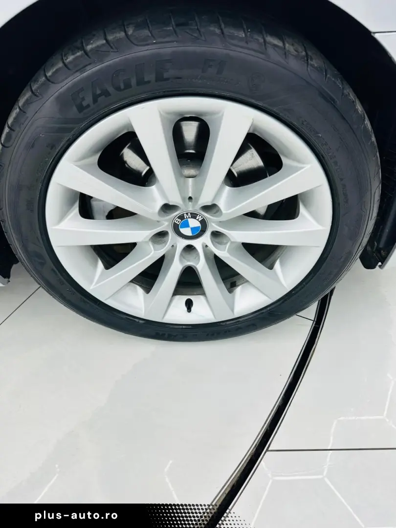 BMW Seria 5 2011 2.0D E5 Garantie 12 Luni Rate Avans 0 Doar