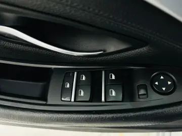 BMW Seria 5 2011 2.0D E5 Garantie 12 Luni Rate Avans 0 Doar