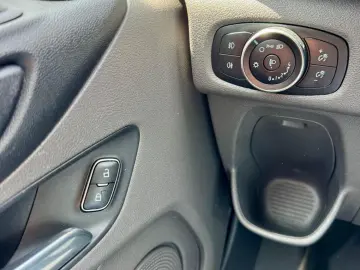 Ford Transit-Custom-