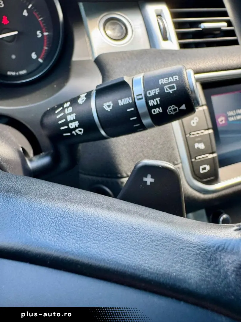 Land-Rover Range-Rover-Evoque