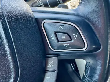 Land-Rover Range-Rover-Evoque