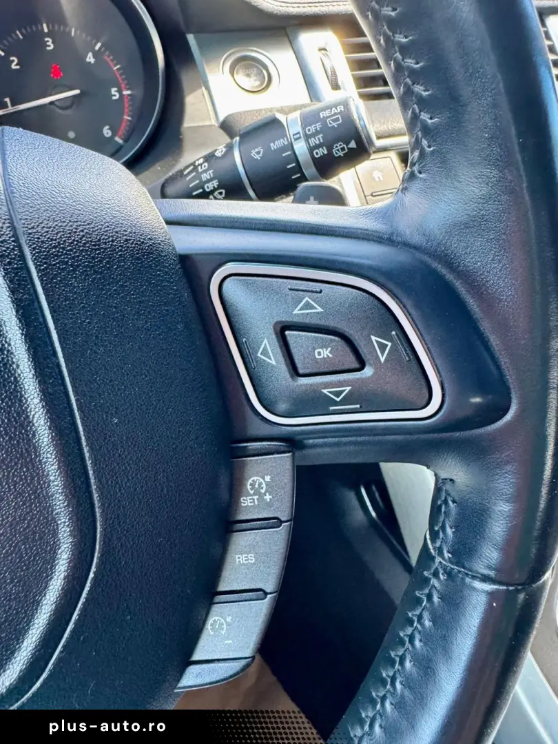 Land-Rover Range-Rover-Evoque