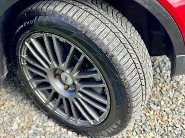 Land-Rover Range-Rover-Evoque