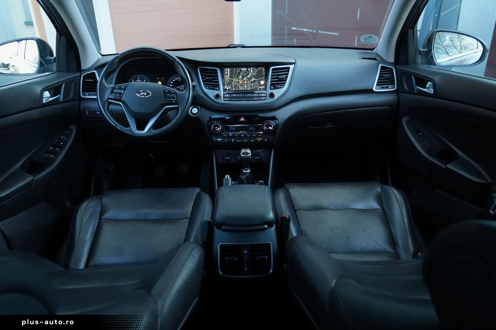 Hyundai Tucson 2.0 CRDI 4WD 6MT Premium