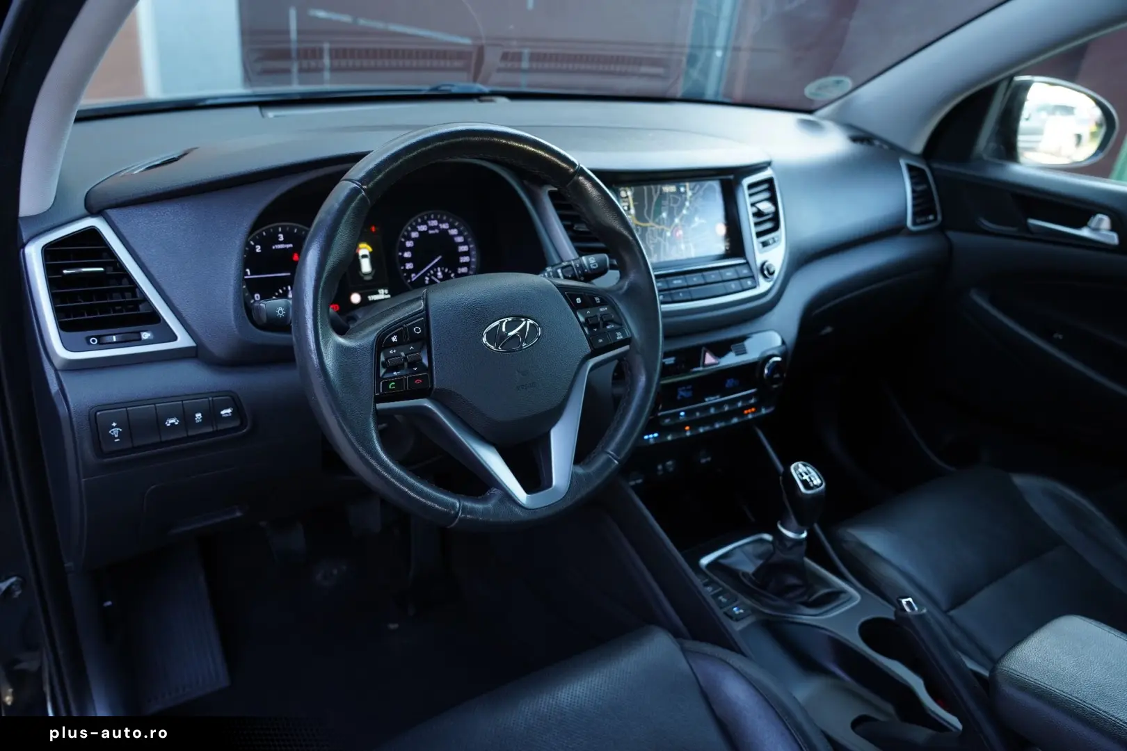 Hyundai Tucson 2.0 CRDI 4WD 6MT Premium