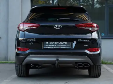Hyundai Tucson 2.0 CRDI 4WD 6MT Premium