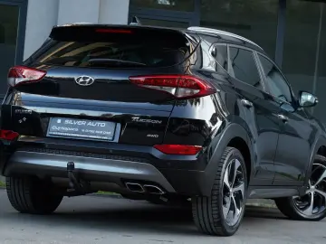 Hyundai Tucson 2.0 CRDI 4WD 6MT Premium