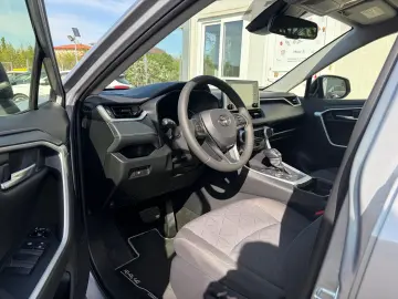 Toyota Rav-4
