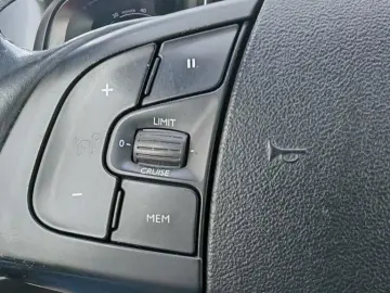 Citroen DS5 Automat 4x4 Hybrid Diesel -  Rate   Credit   Gar