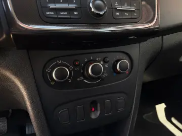 Dacia Logan-Van